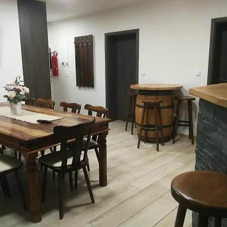 Penzion Starovice Konukevi 3*